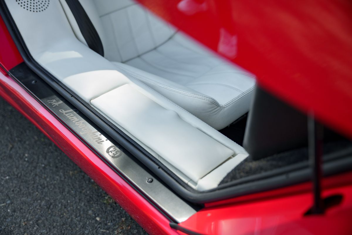 1989 Lamborghini Countach 25th Anniversary "Downdraft"