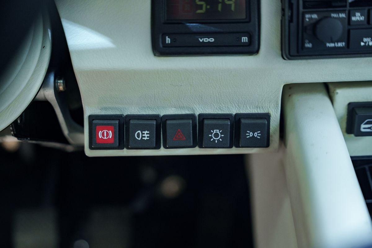 1989 Lamborghini Countach 25th Anniversary "Downdraft"