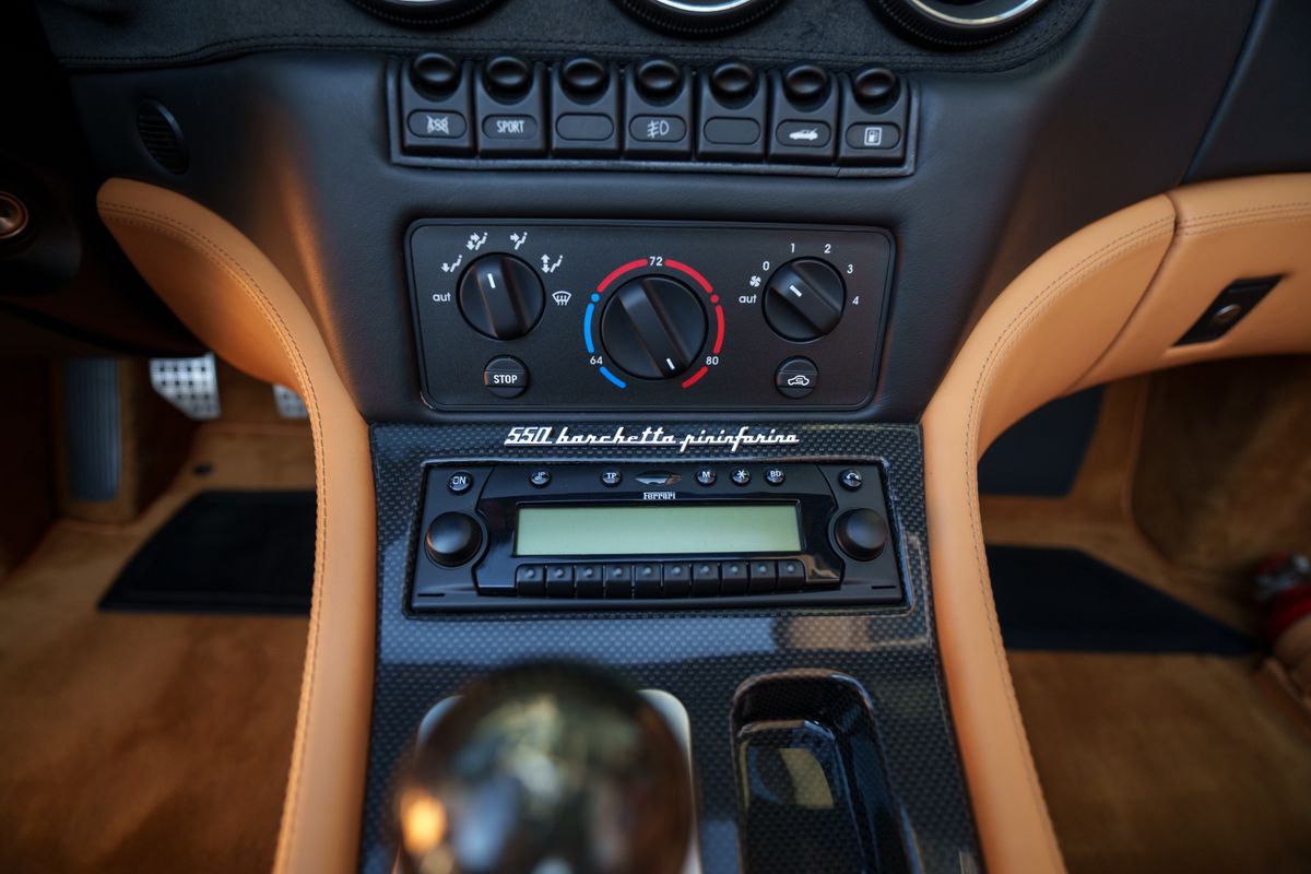 2001 Ferrari 550 Barchetta Pininfarina