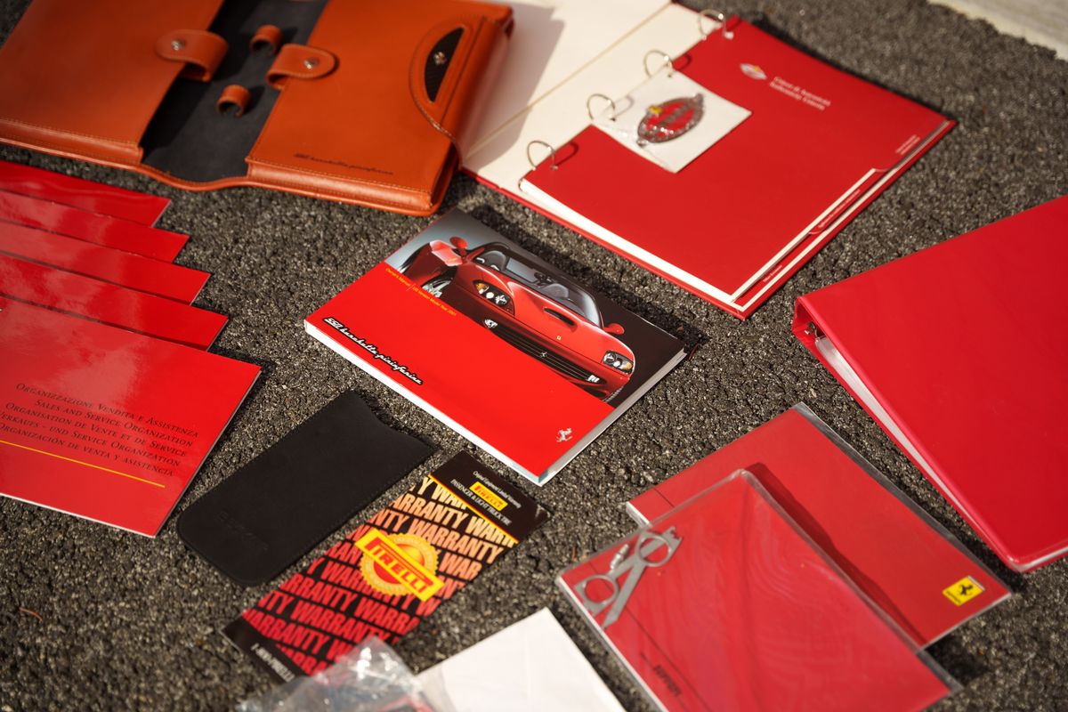 2001 Ferrari 550 Barchetta Pininfarina