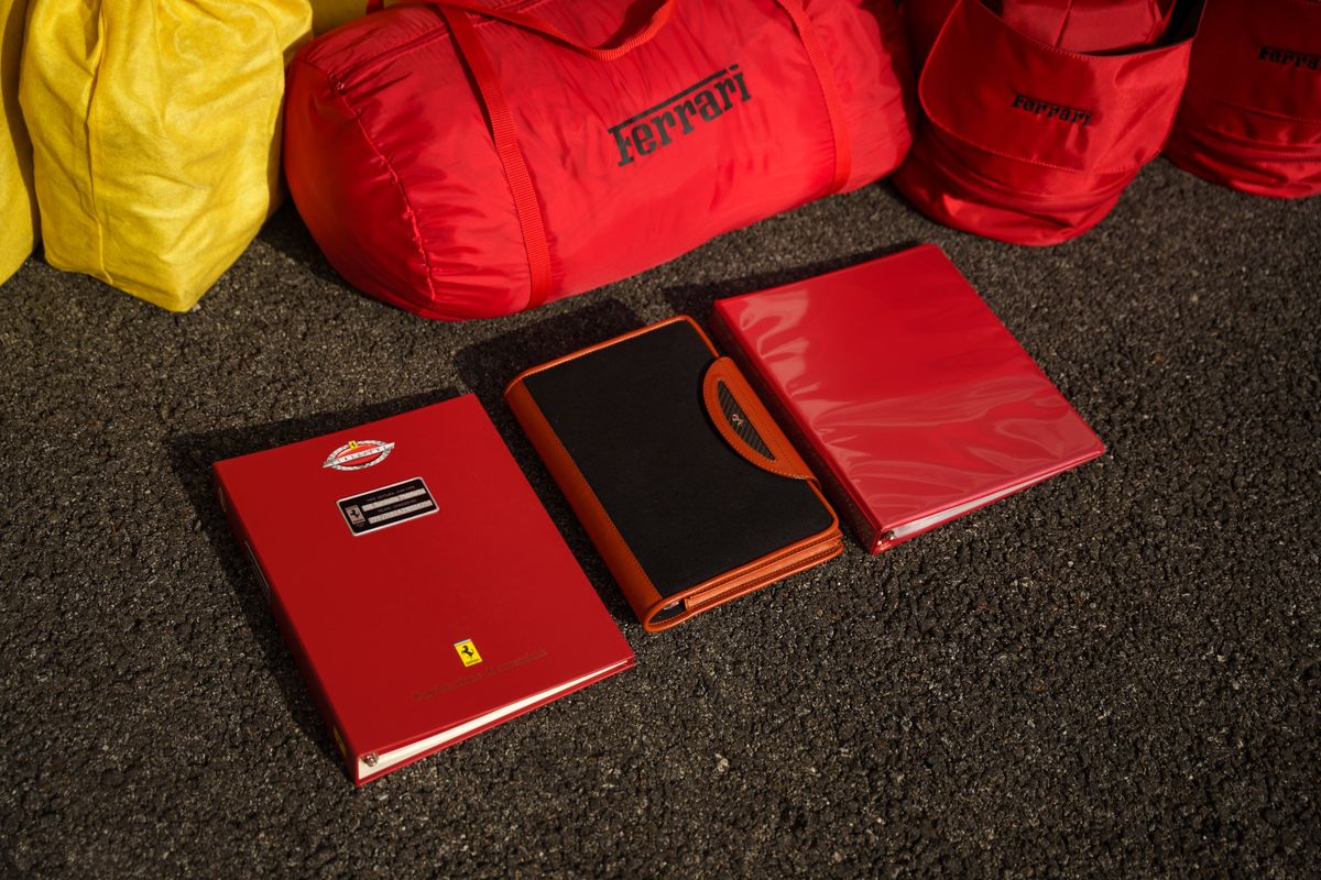 2001 Ferrari 550 Barchetta Pininfarina