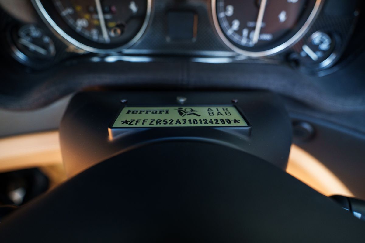 2001 Ferrari 550 Barchetta Pininfarina