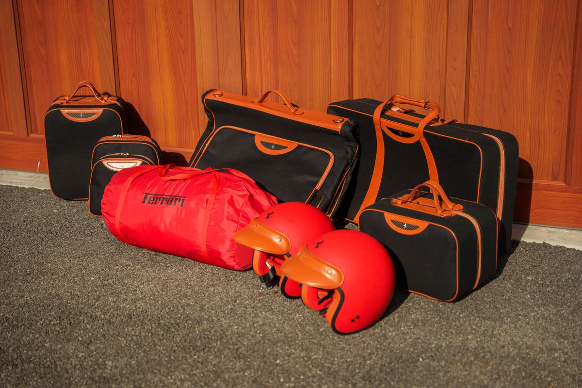 2001 Ferrari 550 Barchetta Pininfarina