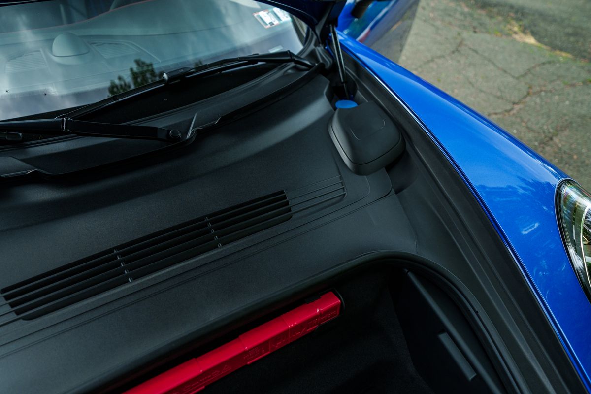 2026 Porsche 911 Club Coupe