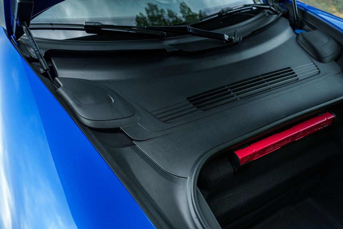 2026 Porsche 911 Club Coupe