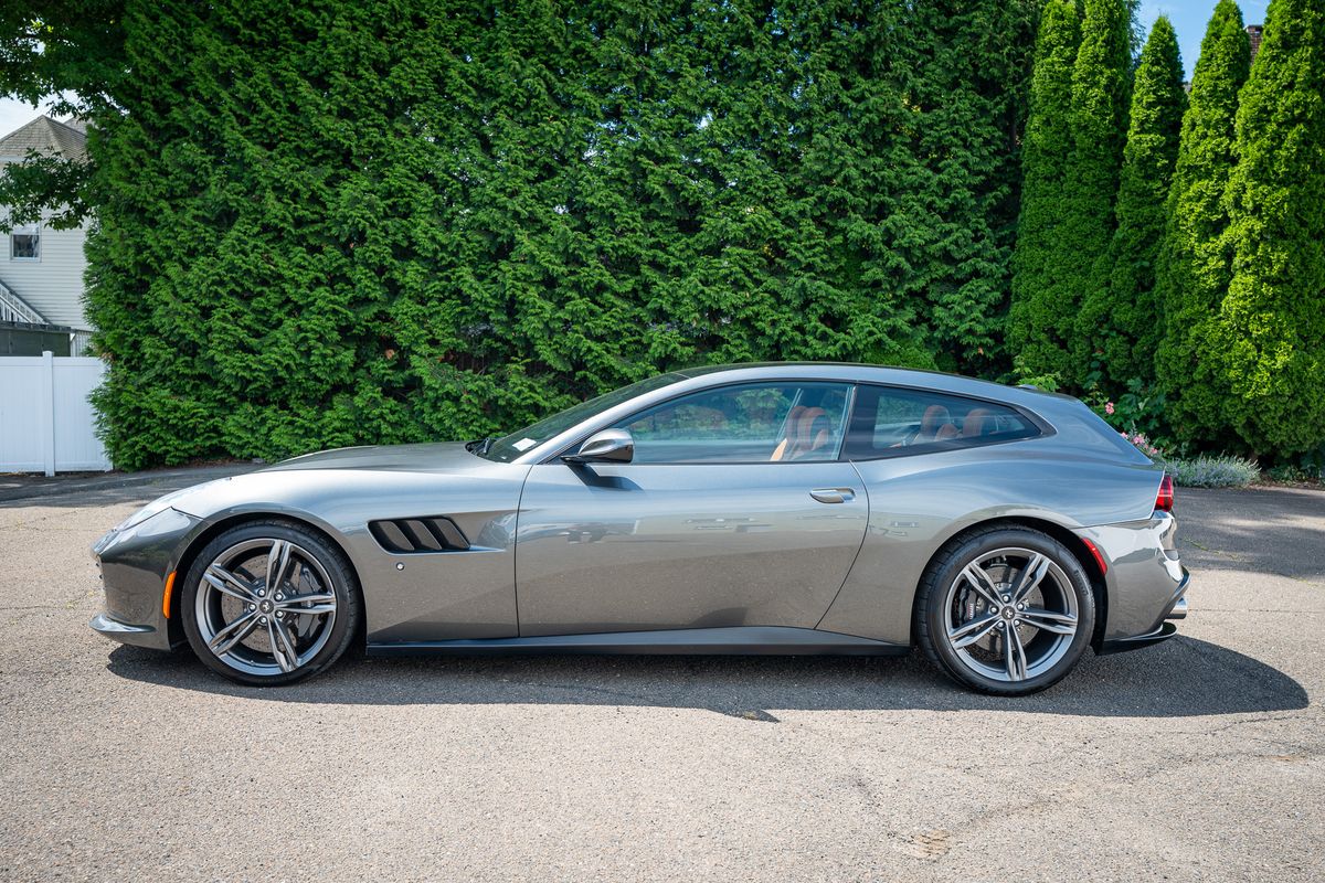 2017 Ferrari GTC4 Lusso