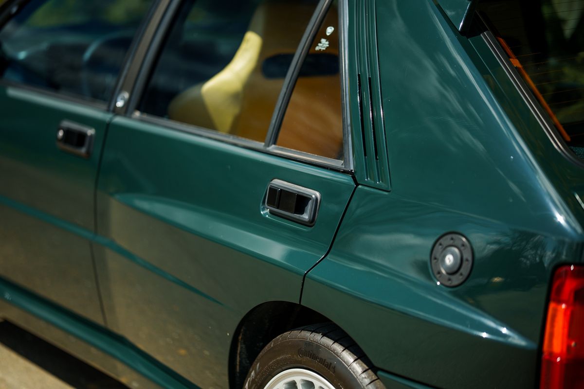 1992 Lancia Delta HF Integrale 8V Evoluzione "Serie Speciale"
