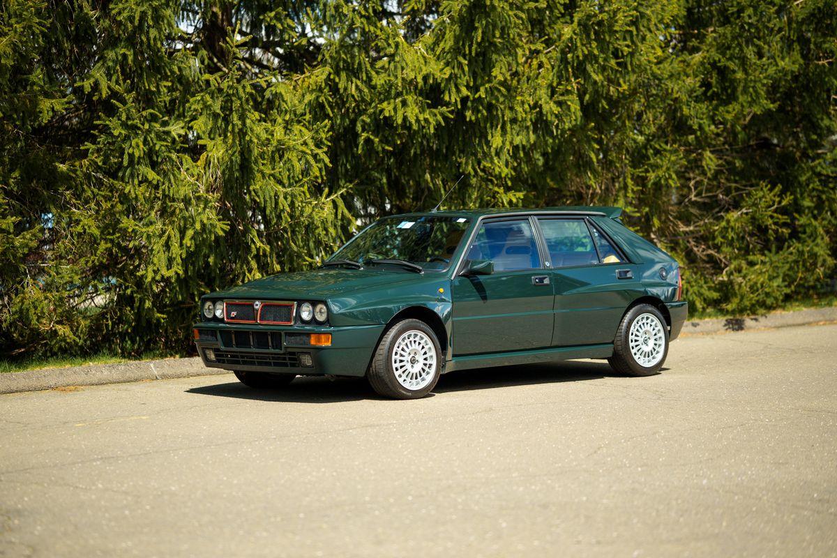 1992 Lancia Delta HF Integrale 8V Evoluzione "Serie Speciale"