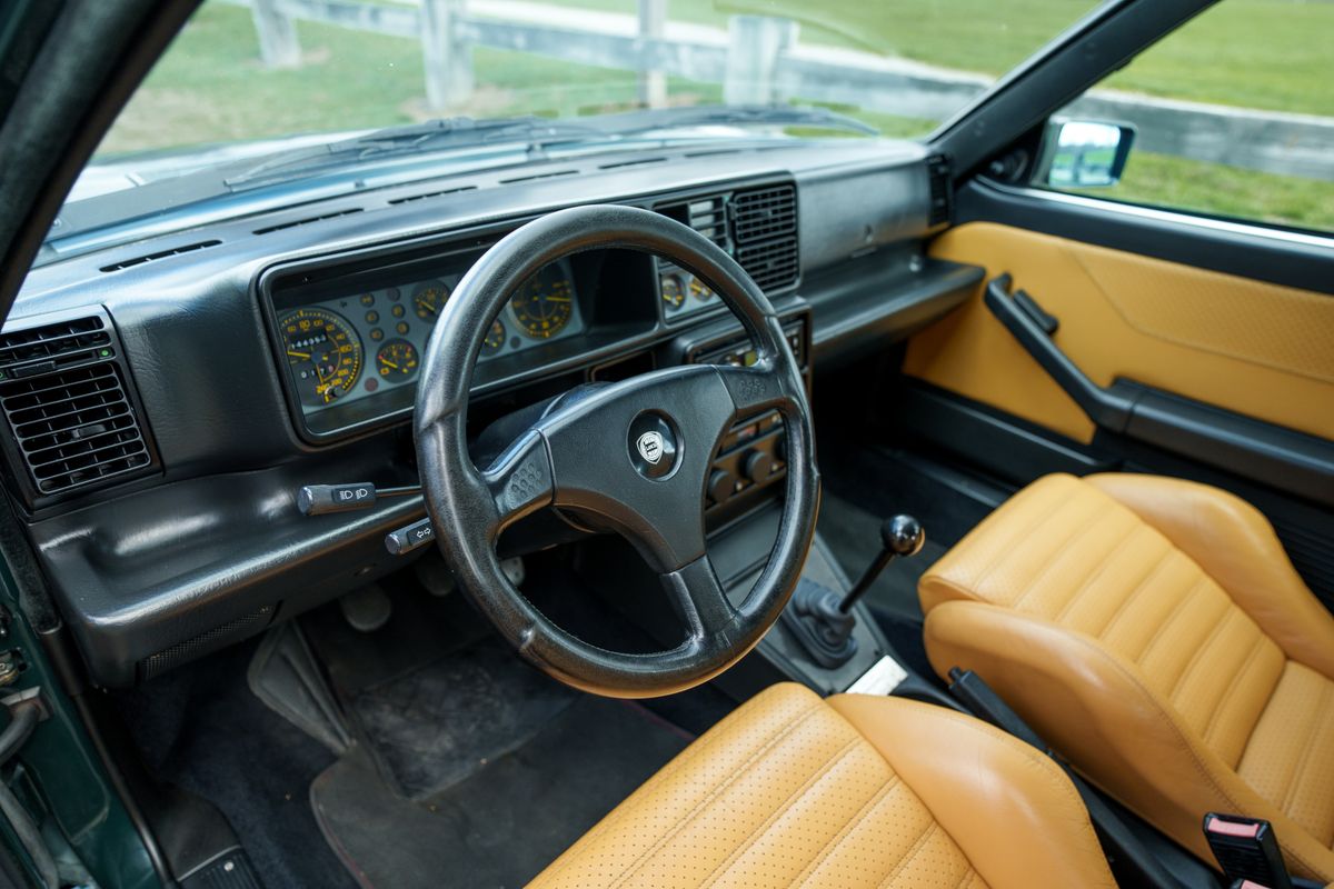1992 Lancia Delta HF Integrale 8V Evoluzione "Serie Speciale"