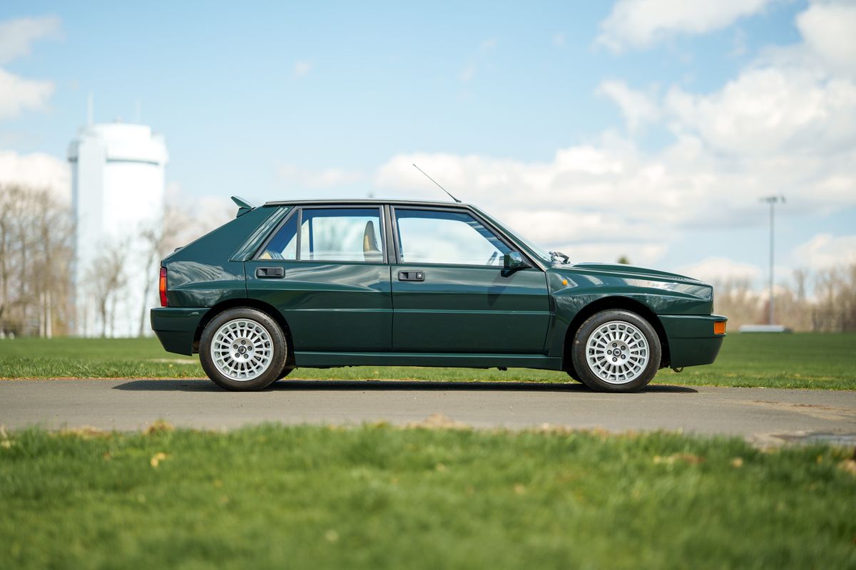 1992 Lancia Delta HF Integrale 8V Evoluzione "Serie Speciale"
