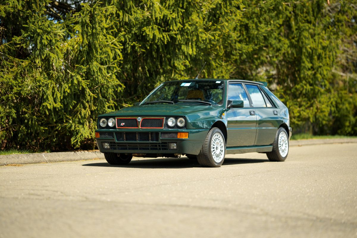 1992 Lancia Delta HF Integrale 8V Evoluzione "Serie Speciale"