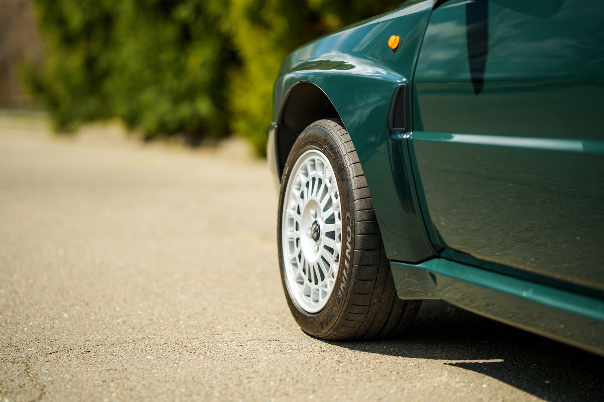 1992 Lancia Delta HF Integrale 8V Evoluzione "Serie Speciale"