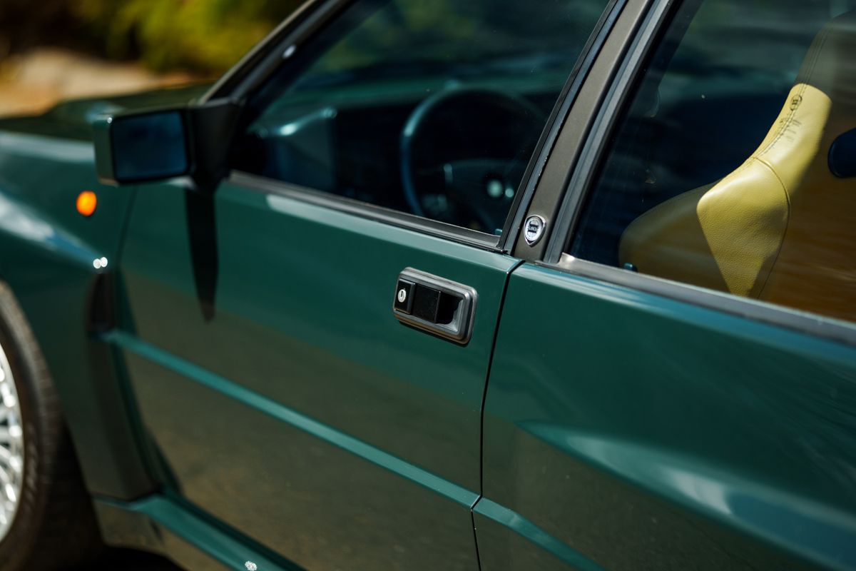 1992 Lancia Delta HF Integrale 8V Evoluzione "Serie Speciale"