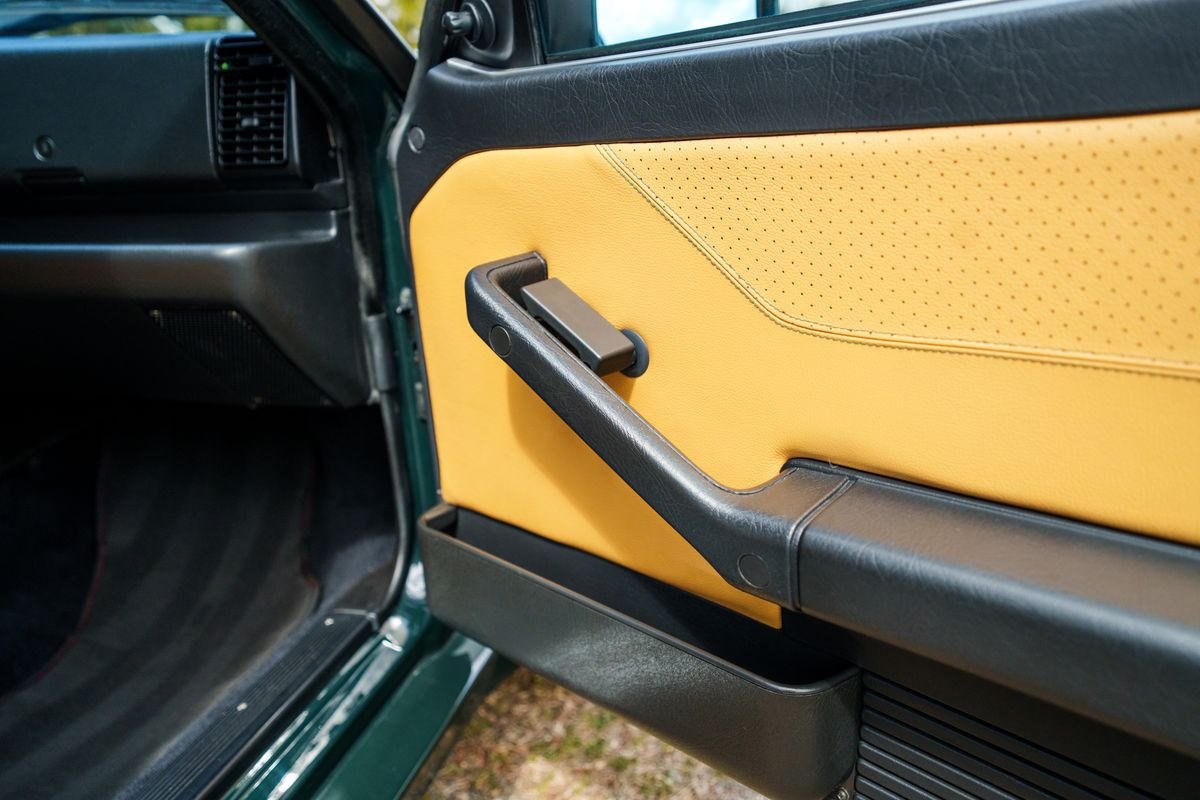 1992 Lancia Delta HF Integrale 8V Evoluzione "Serie Speciale"