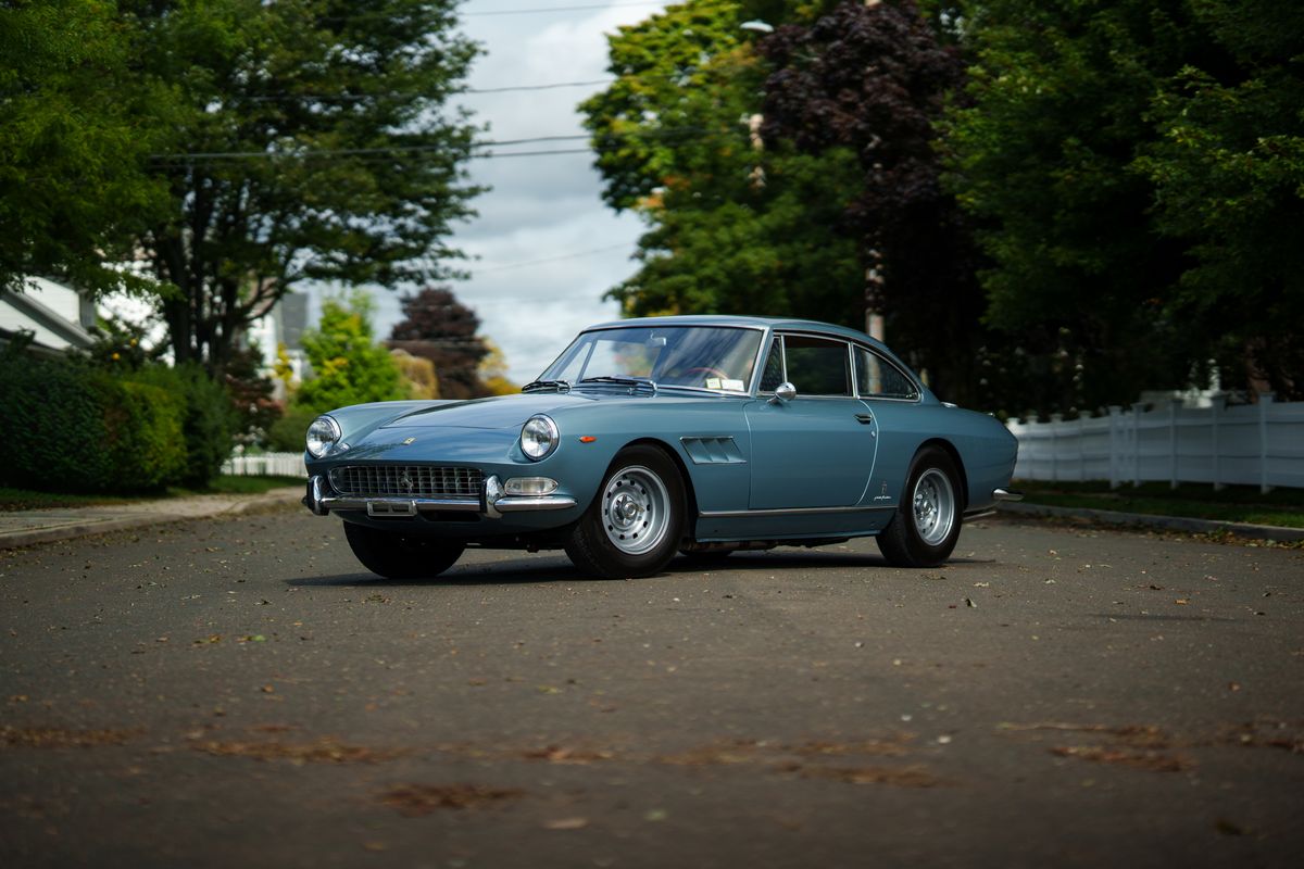 1967 Ferrari 330 GT 2+2